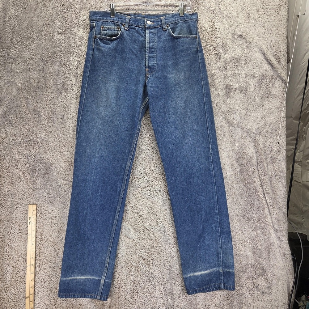 Vintage Levis 501 Jeans Mens Blue Made In USA Button Fly Straight Fits 33x34